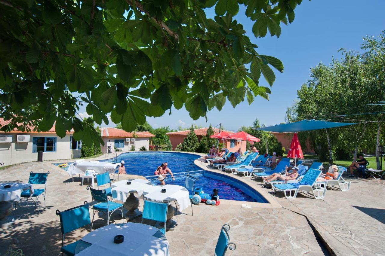 Merlin Club Hotel Lozenets Exterior photo