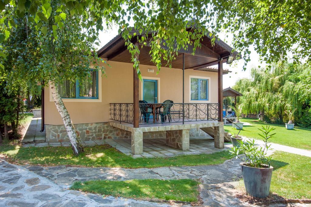 Merlin Club Hotel Lozenets Exterior photo
