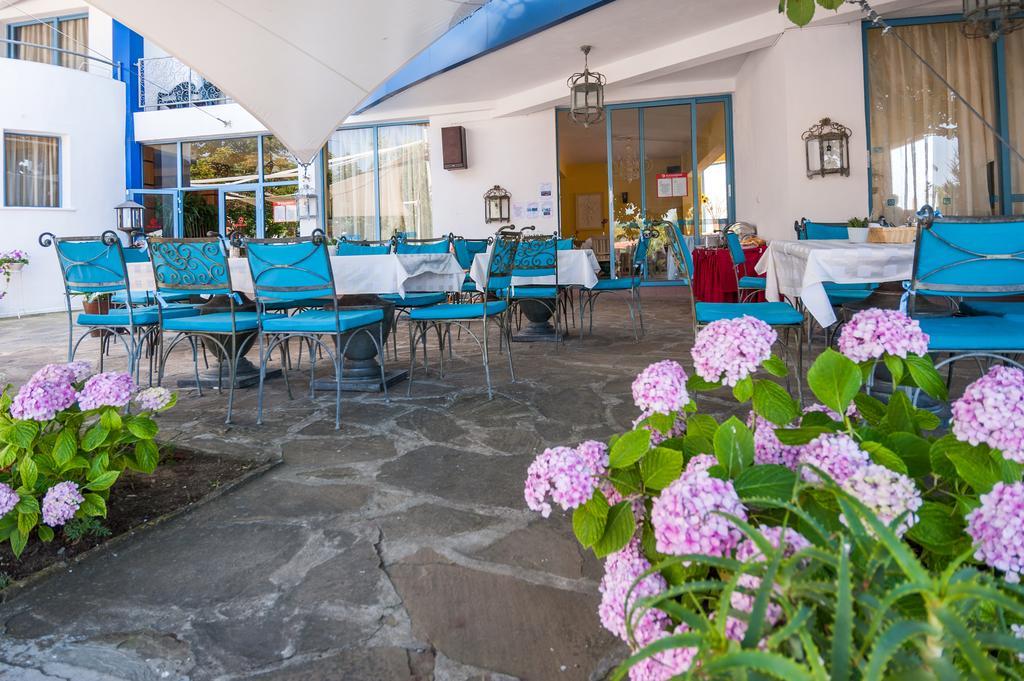 Merlin Club Hotel Lozenets Exterior photo